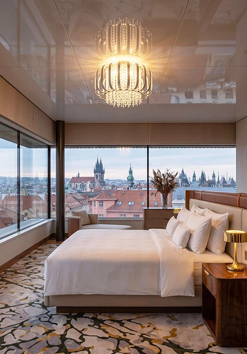 Circle crystal ceiling light for guest room